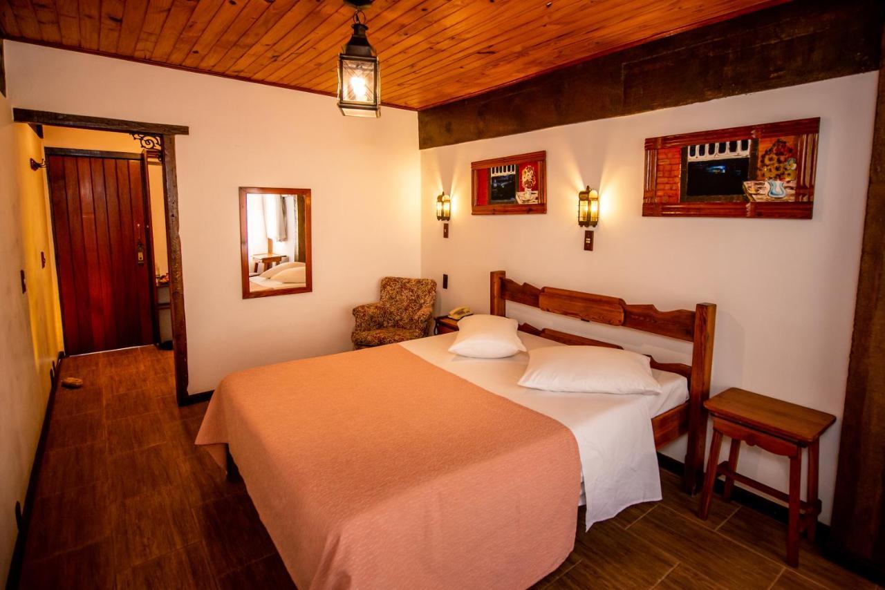 Pousada Monte Imperial Petrópolis エクステリア 写真