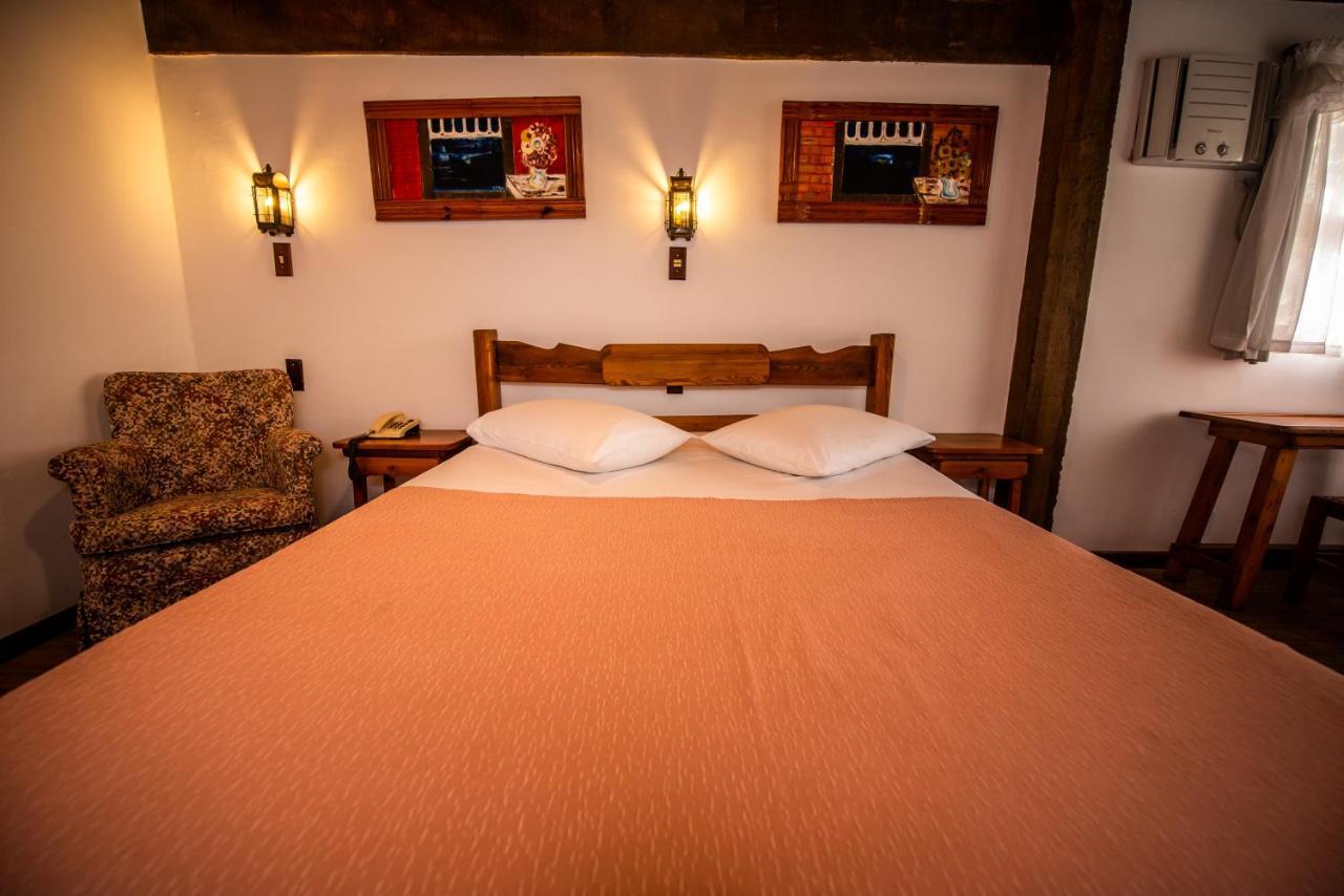 Pousada Monte Imperial Petrópolis エクステリア 写真
